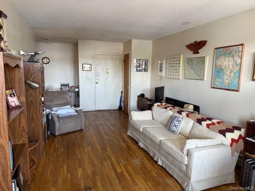 e-153 78th St, Howard Beach, NY, 11414 | Card Image