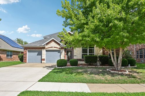 4556 Durrand Dr, Grand Prairie, TX, 75052-3597 | Card Image