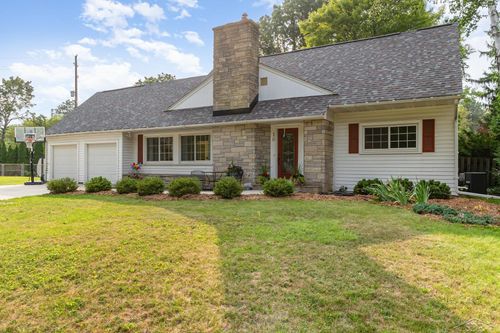 10 Crescent Ct, Midland, MI, 48640-3310 | Card Image