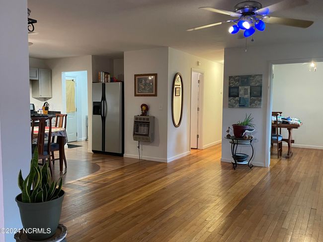 Open Floor Plan | Image 16
