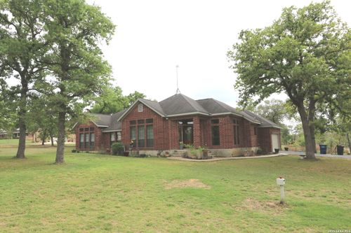 124 Rosewood Dr, La Vernia, TX, 78121 | Card Image