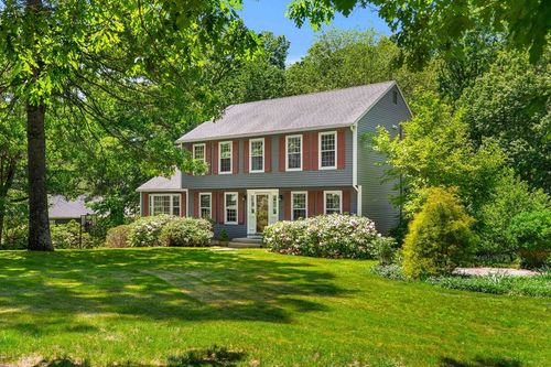 27 Old Homestead Rd, Groton, MA, 01450-1556 | Card Image