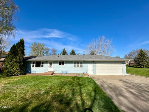 503 Sayler St, Underwood, ND, 58576-4309 | Card Image
