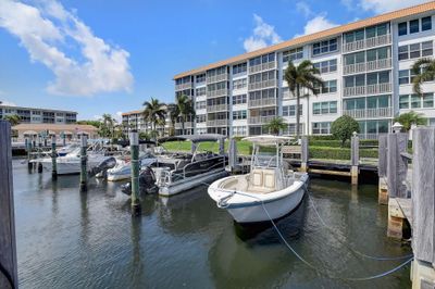 371 - 921 Gardenia Drive, Condo with 2 bedrooms, 2 bathrooms and null parking in Delray Beach FL | Image 2