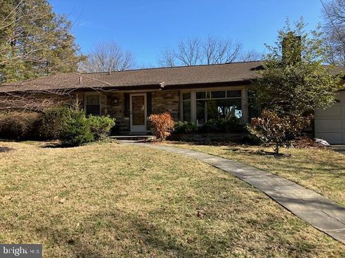 8225 Fairview Rd, ELKINS PARK, PA, 19027-2139 | Card Image