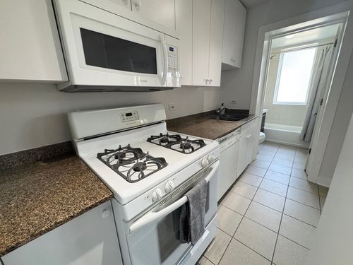 apt-102-4335 W Irving Park Rd, CHICAGO, IL, 60641-2831 | Card Image
