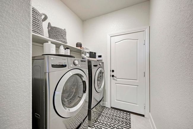 1721 Foxglove Cir, House other with 4 bedrooms, 3 bathrooms and 2 parking in Lockhart TX | Image 30