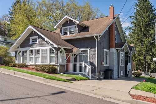 37 W Vanscoter St, Hornell, NY, 14843-2140 | Card Image