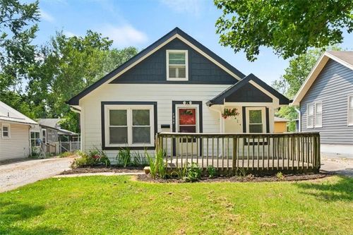 7908 Main St, Kansas City, MO, 64114-2446 | Card Image