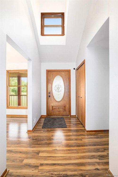 161 Oxbow Oxbow Lake Road, White Lake Charter Township, MI, 48386 | Card Image