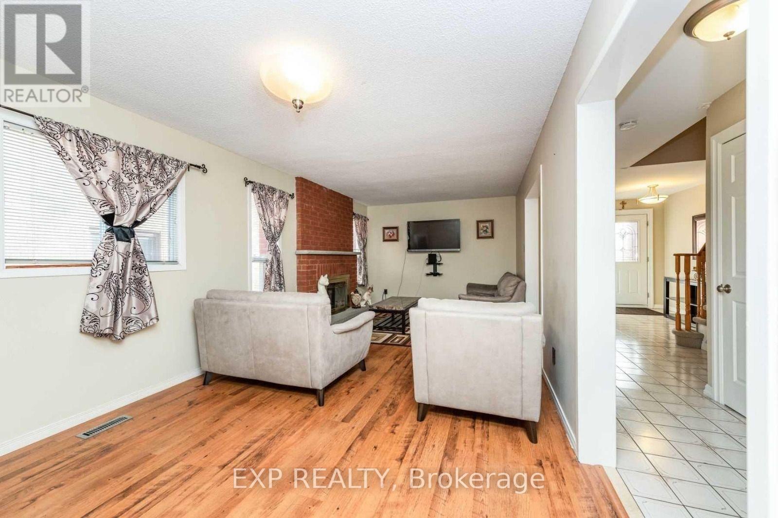 Residential in Brampton (Heart Lake West) 4