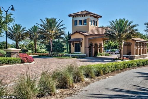 203-9426 Benvenuto Court, Naples, FL, 34119 | Card Image