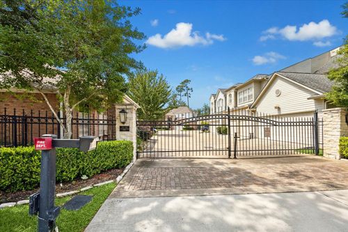 1321 Whispering Pines Dr, Houston, TX, 77055-6854 | Card Image