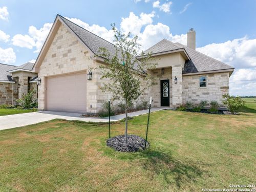 123 John T Ct, Castroville, TX, 78009 | Card Image