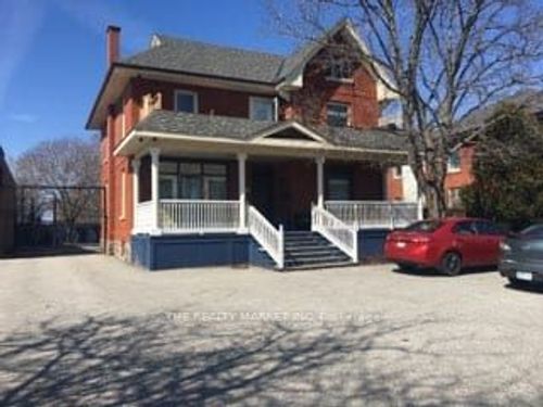 370 Simcoe St S, Oshawa, ON, L1H4J3 | Card Image