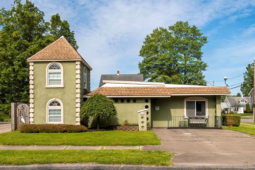 535 Wright St, Corry, PA, 16407-1223 | Card Image