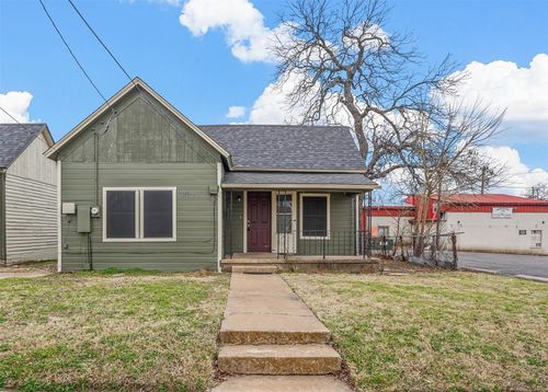 908 E Houston St, Sherman, TX, 75090-6210 | Card Image