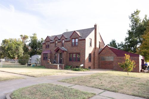 311 Nw Campbell Street, Minco, OK, 73059 | Card Image