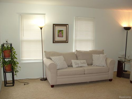 39738 S Village Wood Circle Lane W, Novi, MI, 48375 | Card Image