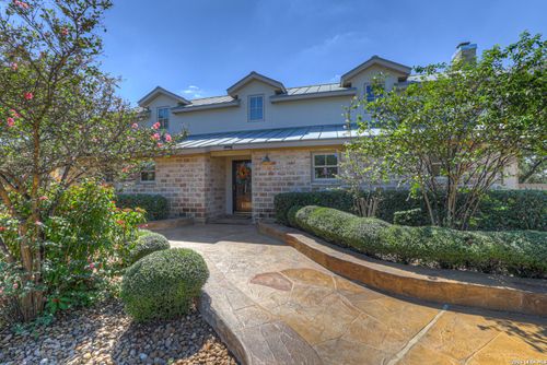 2119 Lariat Rdg, New Braunfels, TX, 78132-2012 | Card Image