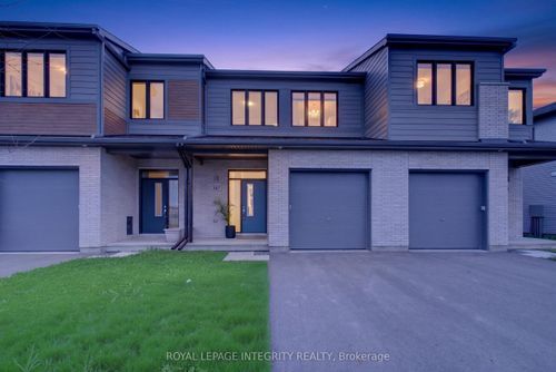 357 Cope Dr, Stittsville, ON, K2V0P7 | Card Image