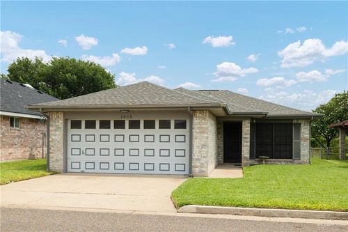 1605 Sun St, Mission, TX, 78572-6538 | Card Image