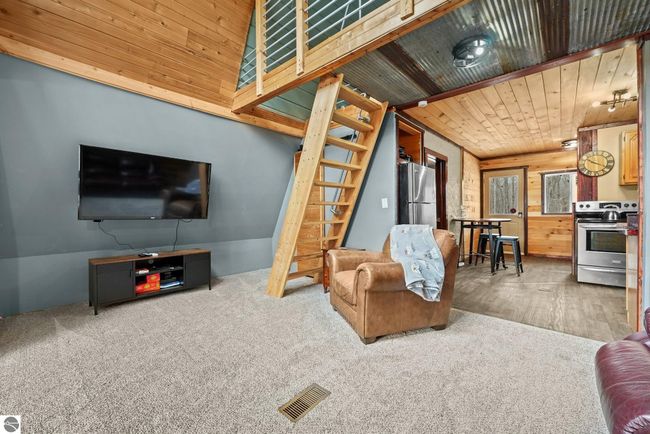 9341 W M 115, House other with 1 bedrooms, 1 bathrooms and null parking in Mesick MI | Image 31