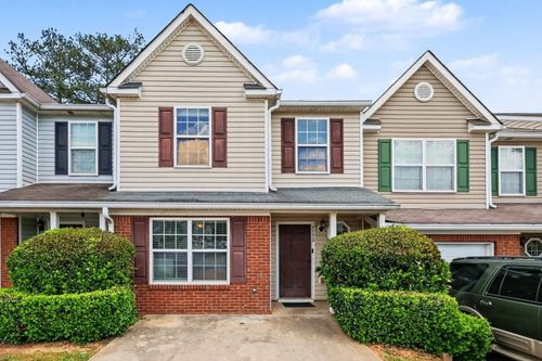 5330 Creekview Ln, Morrow, GA, 30260-4215 | Card Image