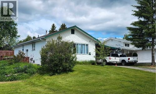 19 Ingenika Dr, Mackenzie, BC, V0J2S0 | Card Image