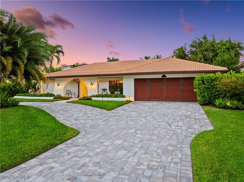 517 Parkwood Ln, NAPLES, FL, 34103-8534 | Card Image
