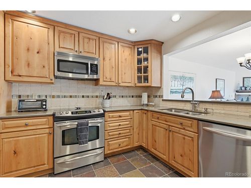 apt-314-31819 Rocky Village Dr, Evergreen, CO, 80439-7561 | Card Image