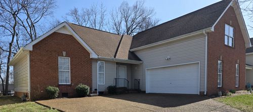 154 Homestead Pl, Hendersonville, TN, 37075-1201 | Card Image