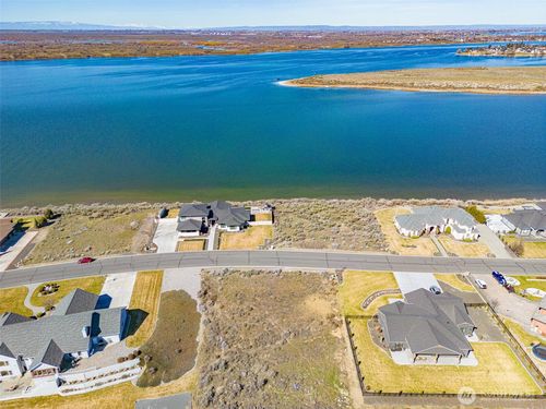 7382 Dune Lake Rd Se, Moses Lake, WA, 98837-8252 | Card Image