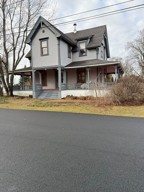 41 Lippitt Ave, Warwick, RI, 02889-4707 | Card Image