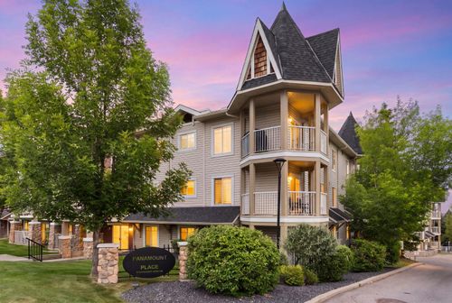 1102-70 Panamount Drive Nw, Calgary, AB, T3K5Z1 | Card Image