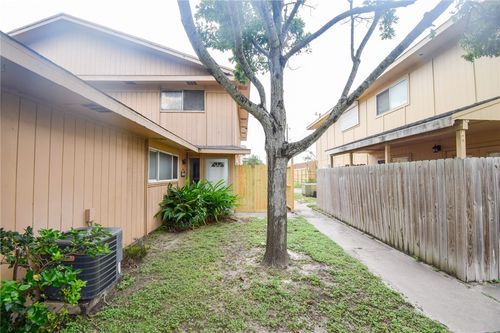 2006 Hidden Lk, Corpus Christi, TX, 78412-5645 | Card Image