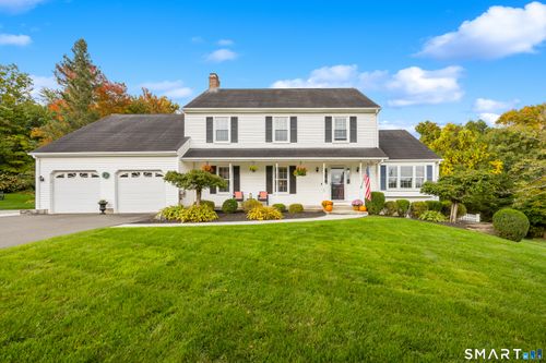 104 Northwest Dr, Watertown, CT, 06795-2043 | Card Image