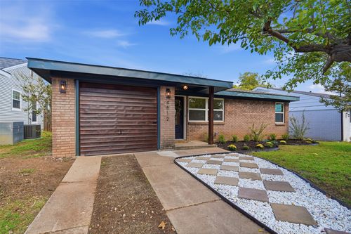 4812 Curzon Ave, Fort Worth, TX, 76107-5319 | Card Image