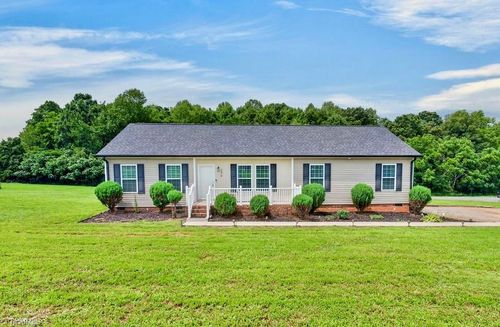 1018 Carson James Dr, Boonville, NC, 27011-8972 | Card Image