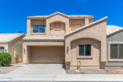 2708 E Schiliro Circle, Home with 3 bedrooms, 3 bathrooms and null parking in Phoenix AZ | Image 1