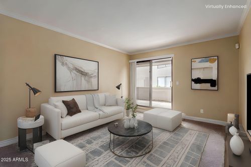 d121-3405 W Danbury Dr, Phoenix, AZ, 85053-1833 | Card Image