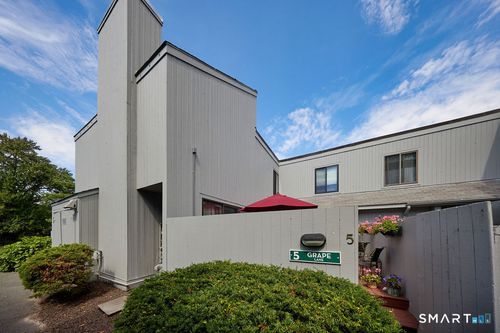 5-5 Grape Ln, Ridgefield, CT, 06877-3315 | Card Image