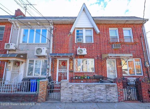 2234 W 7th St, Brooklyn, NY, 11223-4624 | Card Image
