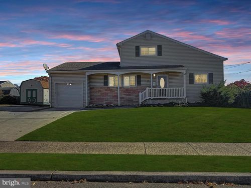 20 Claude Rd, Hamilton, NJ, 08620-1645 | Card Image