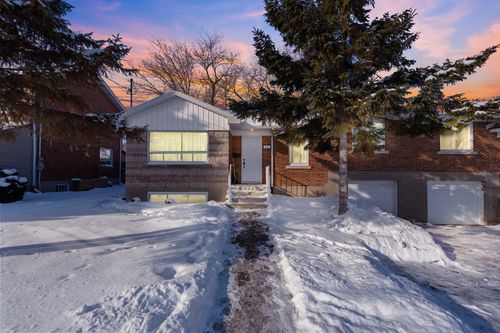 975 Rue Clément, Saint-Laurent, QC, H4L1R7 | Card Image