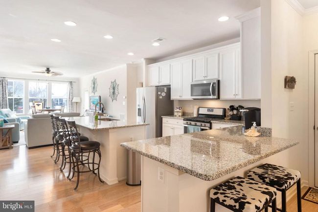 18745 Old Canal Ln, Townhouse with 3 bedrooms, 3 bathrooms and null parking in MILLVILLE DE | Image 7