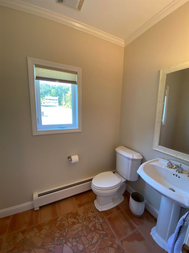 352 Pine Hill Rd, House other with 5 bedrooms, 5 bathrooms and null parking in Hollis NH | Image 23