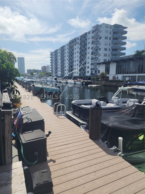 19-3600 Ne 167th St, North Miami Beach, FL, 33160-3526 | Card Image
