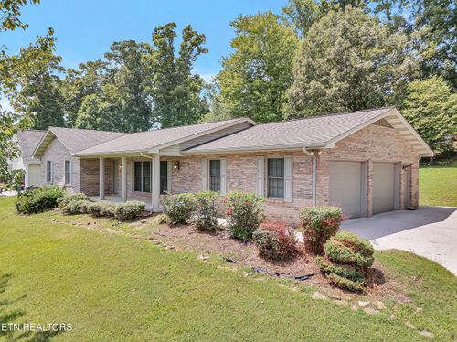 755 Whippoorwill Cir, Seymour, TN, 37865-3311 | Card Image