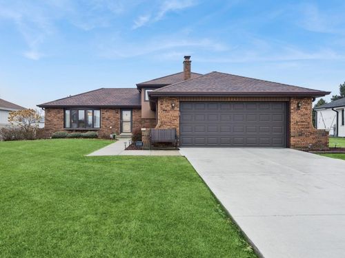 8845 Wheeler Dr, Orland Park, IL, 60462-4707 | Card Image